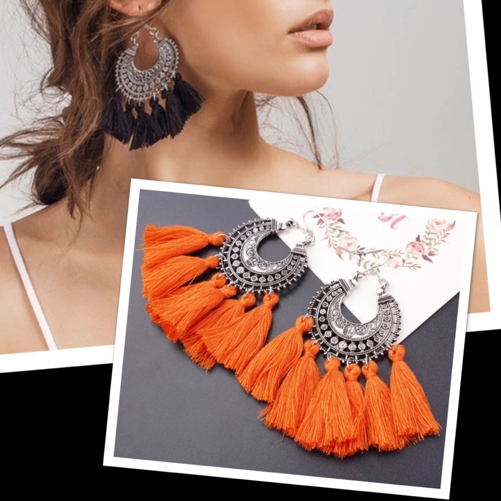 Tribal crescent moon tassel earrings - Picture 2 of 7